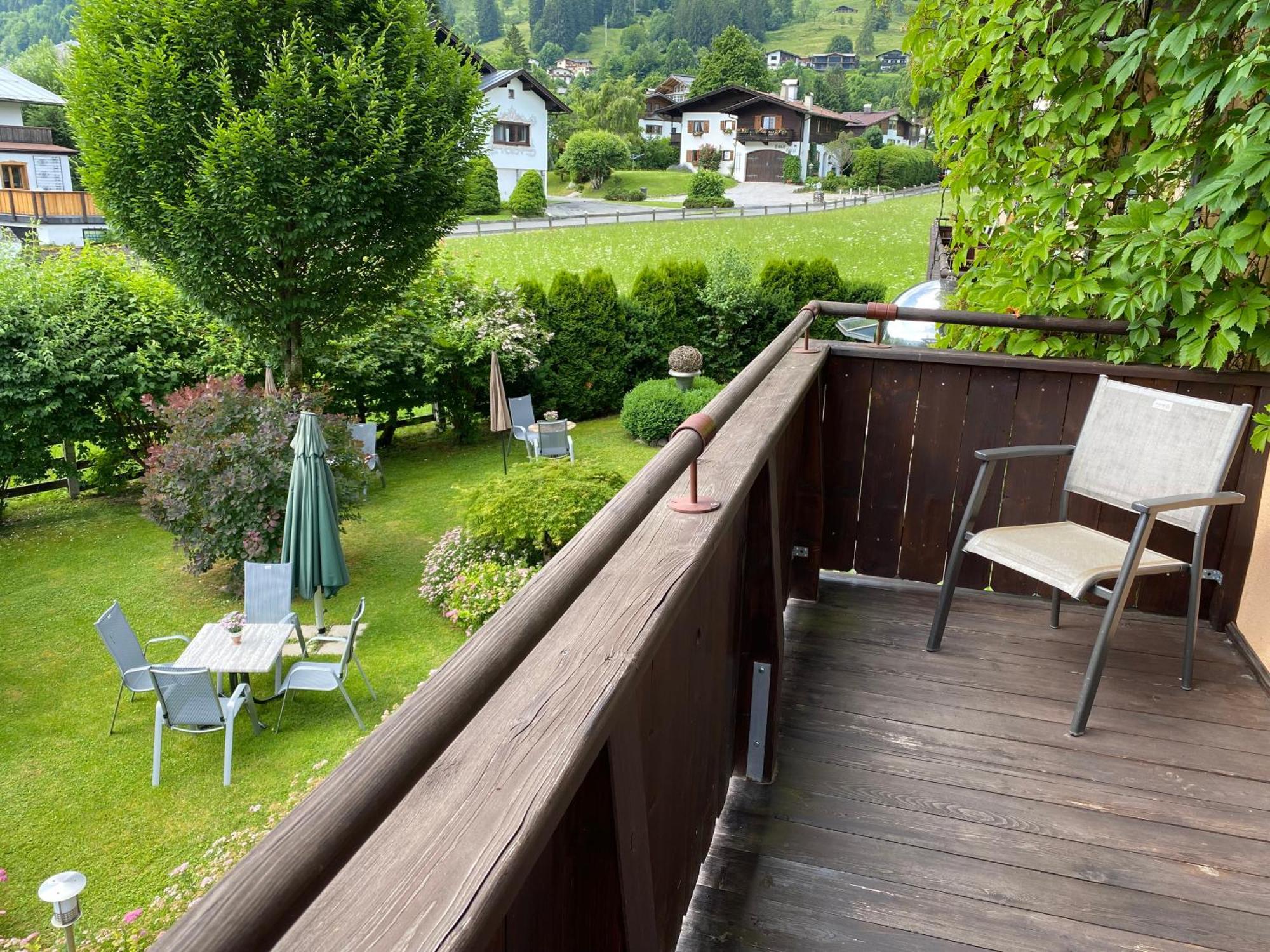 Hotel Edelweiss Kitzbuehel Exterior photo